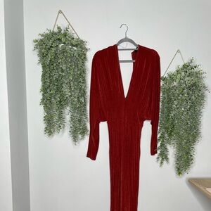 Fluttering jumpsuit - Quarter sleeve + pants